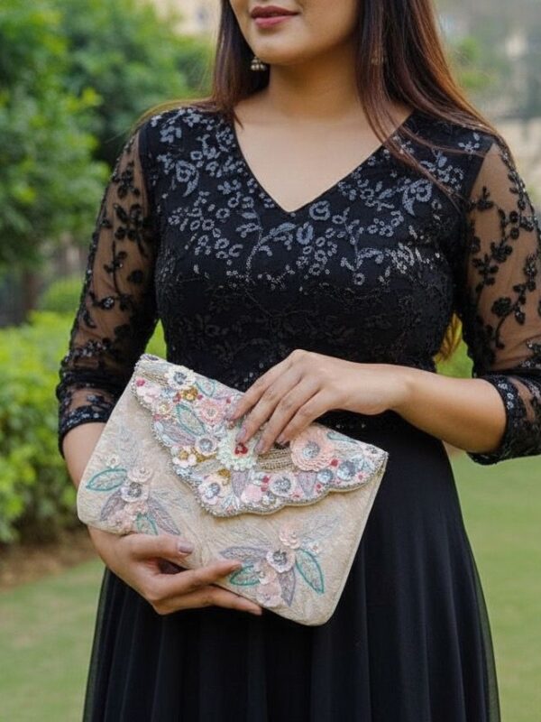 923436fc-2de0-418d-9c9f-22d236bc7b14 Pastel Garden Handcrafted Floral Embroidered Clutch