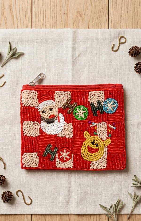 9Hi8L9i8aMAeSqQeOUZ4pz Santa’s Merry Moments Beaded Coin Purse